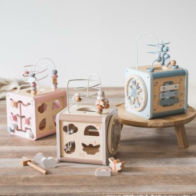 アクティビティキューブ＜18ヶ月＞（レーベルレーベル）